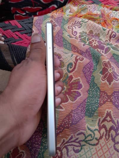 Oppo A38 - Complete Box & Charger | 10/10 Condition