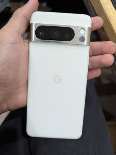 Google Pixel 8 Pro