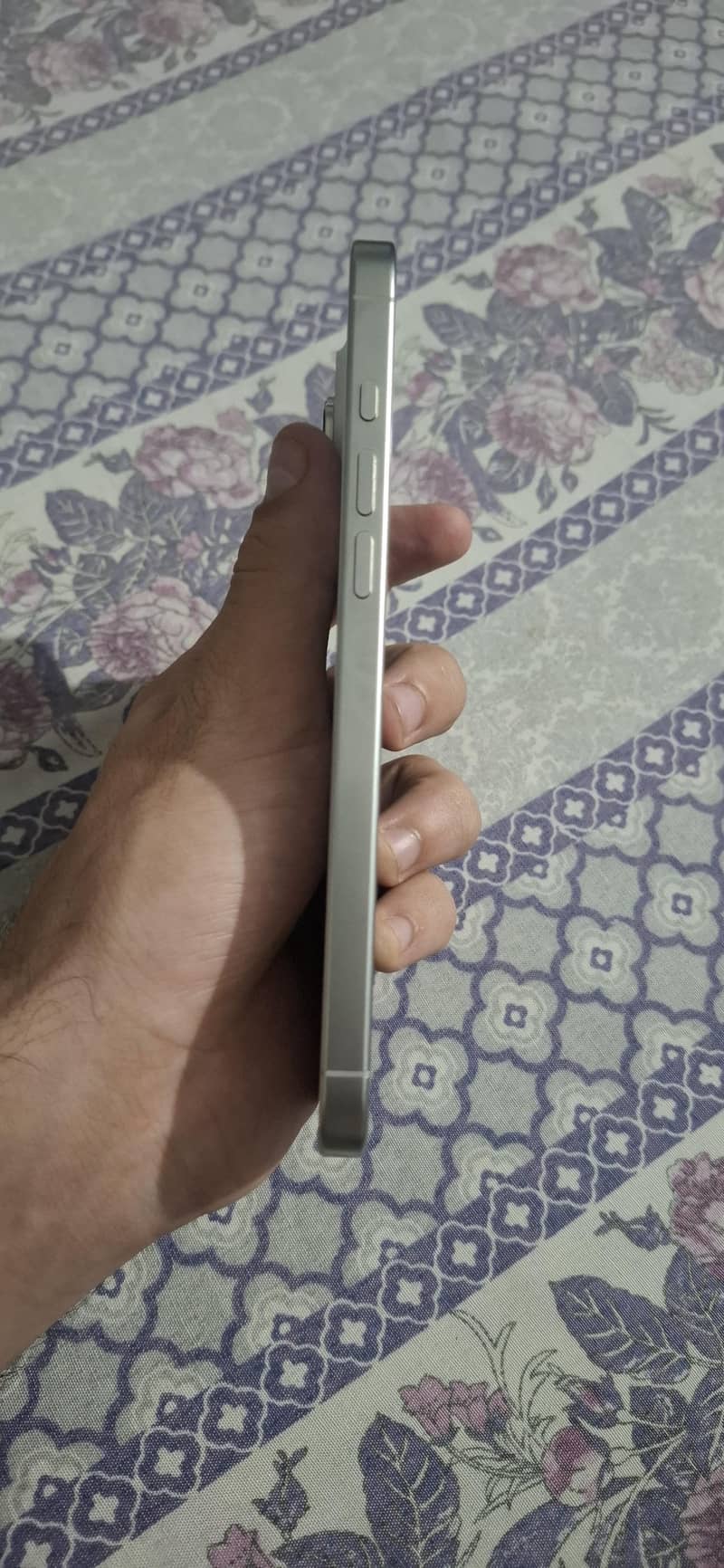 Apple iPhone 16 Pro Max 3
