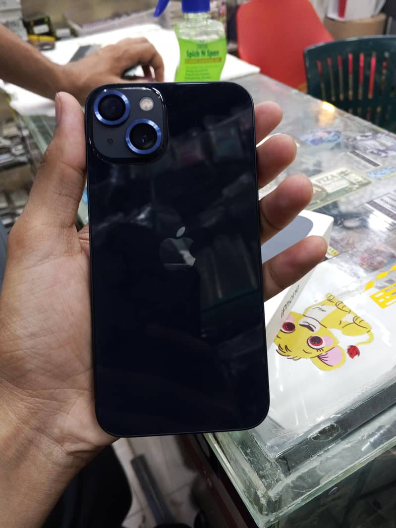Apple iPhone 13 3