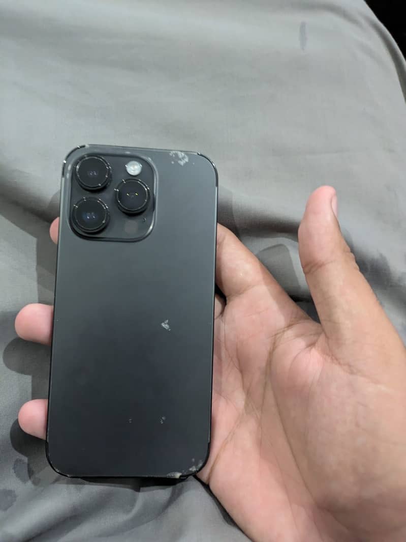 Apple iPhone 14 Pro 4