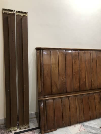 Full Wooden Bed Set