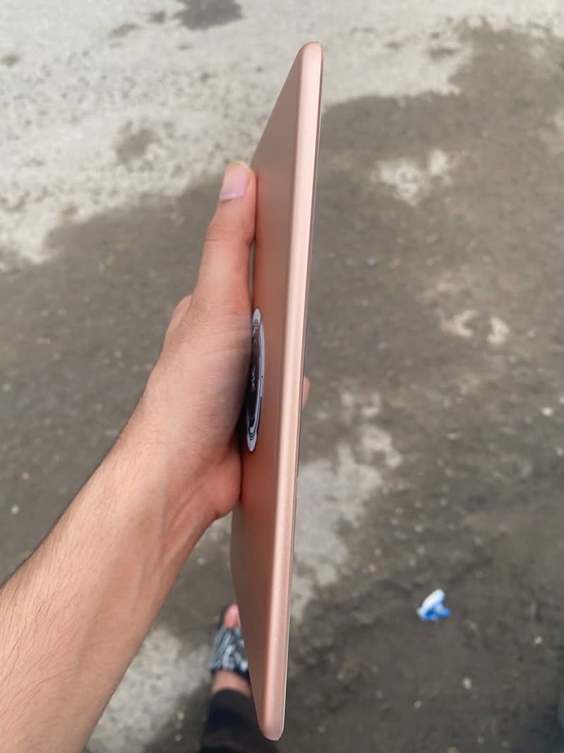 iPad mini 5 64Gb 6