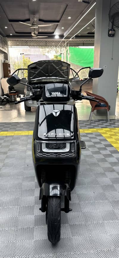 Yadea EPOC H 2026