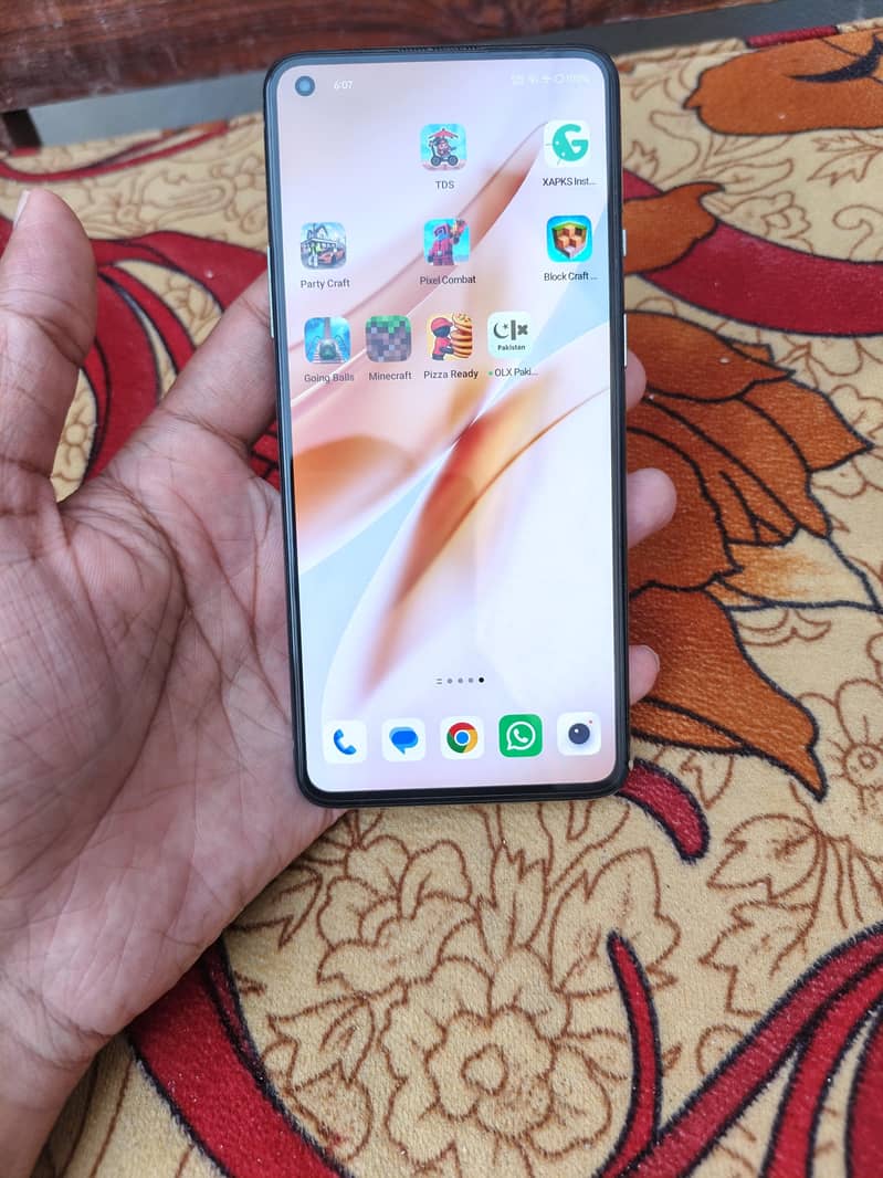 One Plus 8T 1
