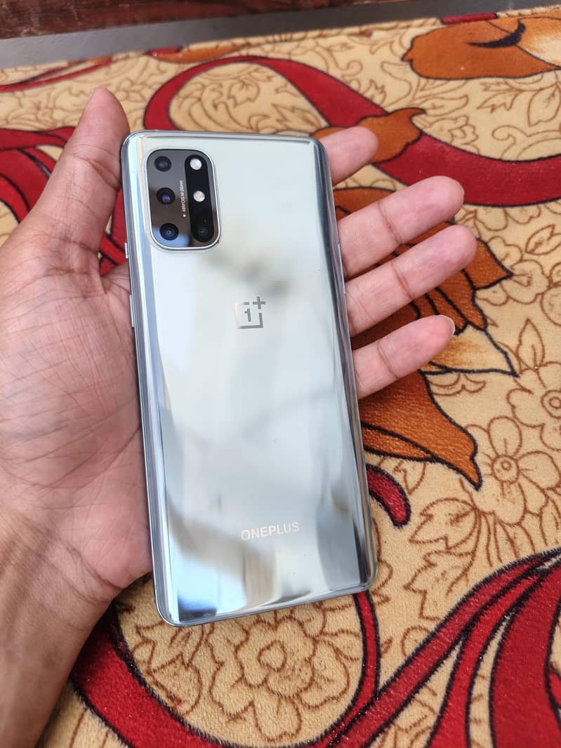 One Plus 8T 4