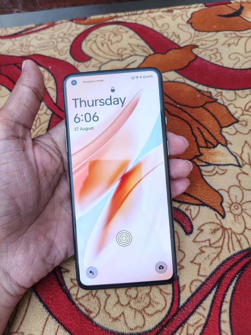 One Plus 8T 6