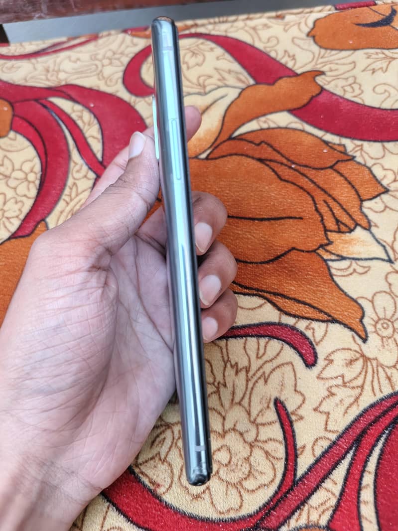 One Plus 8T 7
