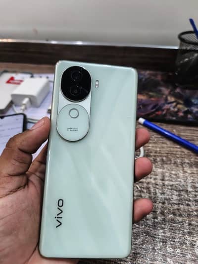 Vivo V40e 5g Urgent Sale