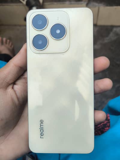 Realme C61