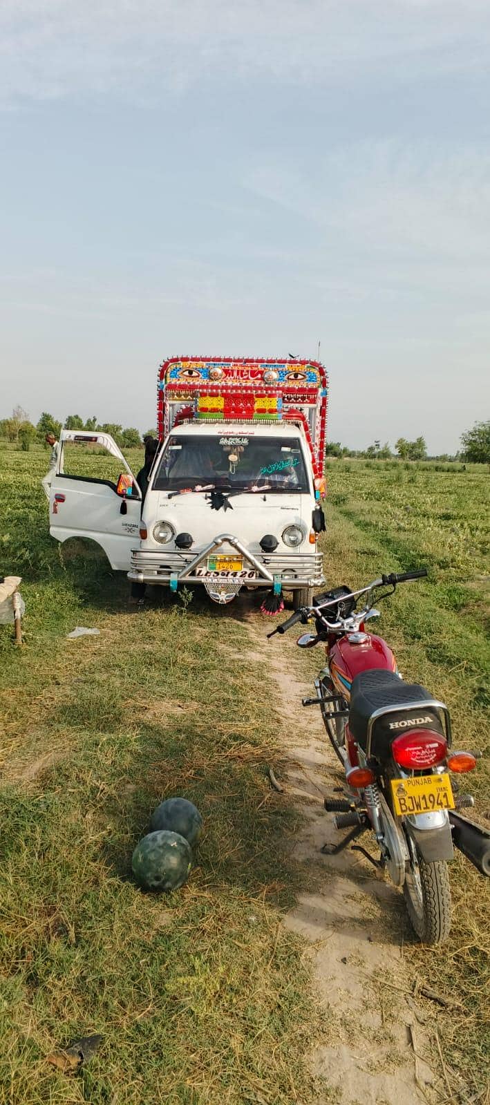 نیو گاڑی 1