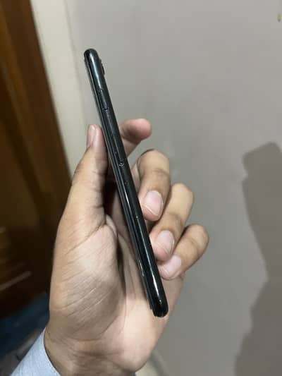 Apple iPhone 7 factory unlocked