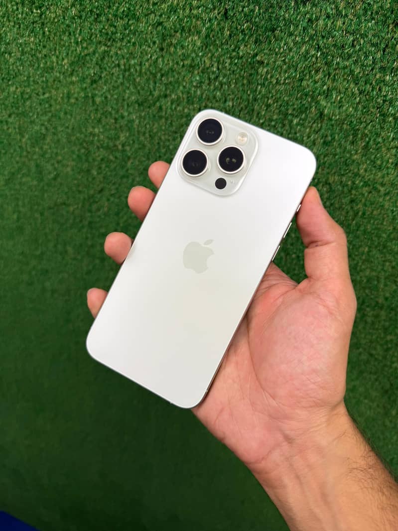 Iphone 15 pro max 5