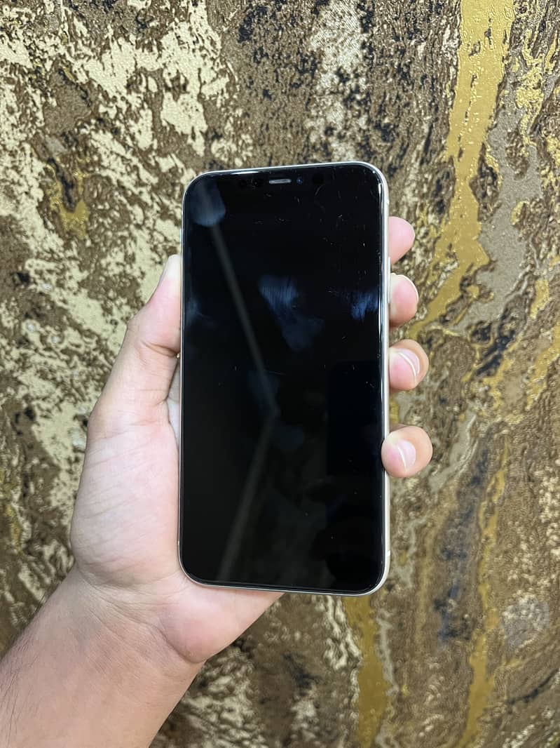 Apple iPhone 11 2