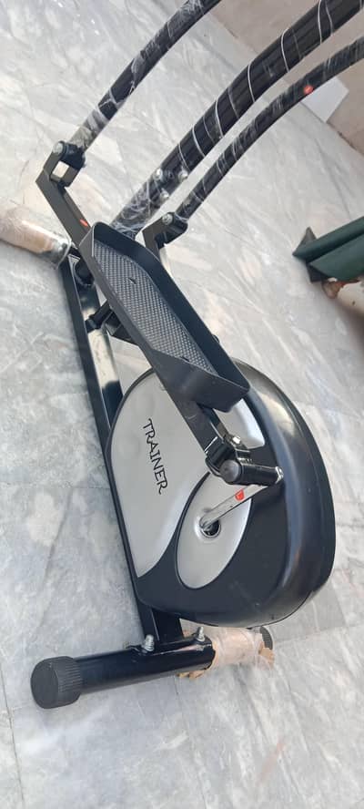 Elliptical machine cycle