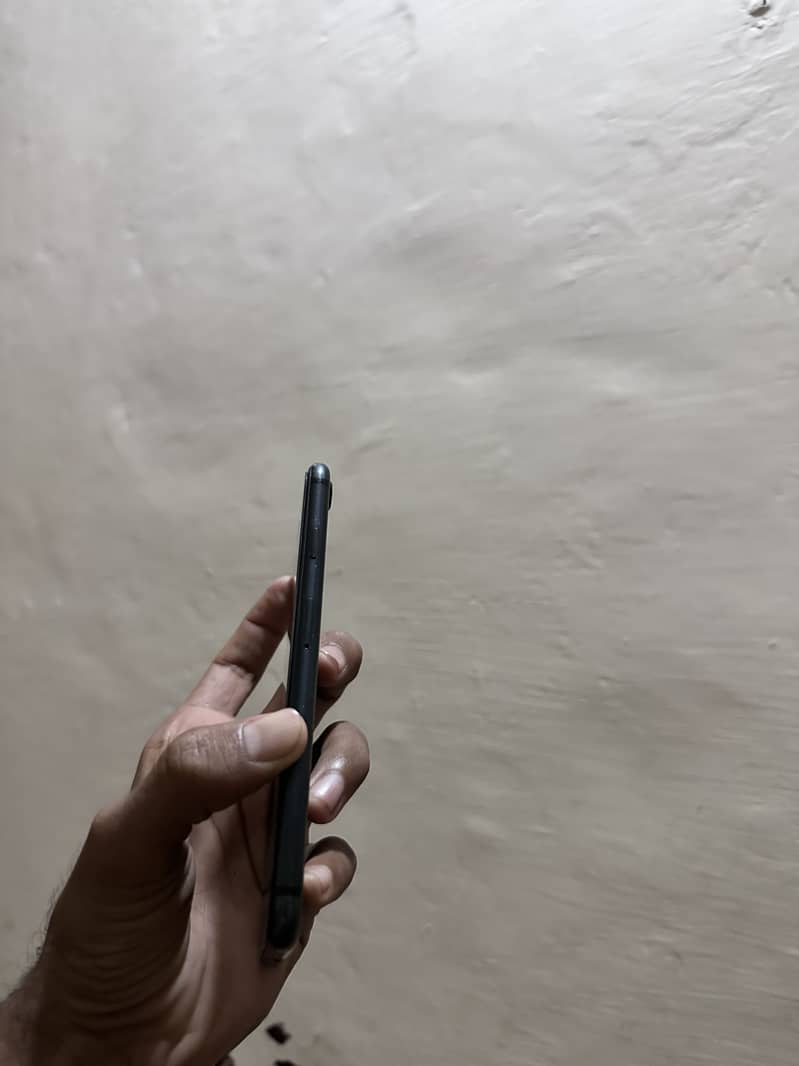 Apple iPhone 7 4