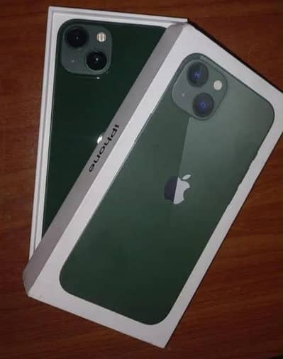 Apple iPhone 13