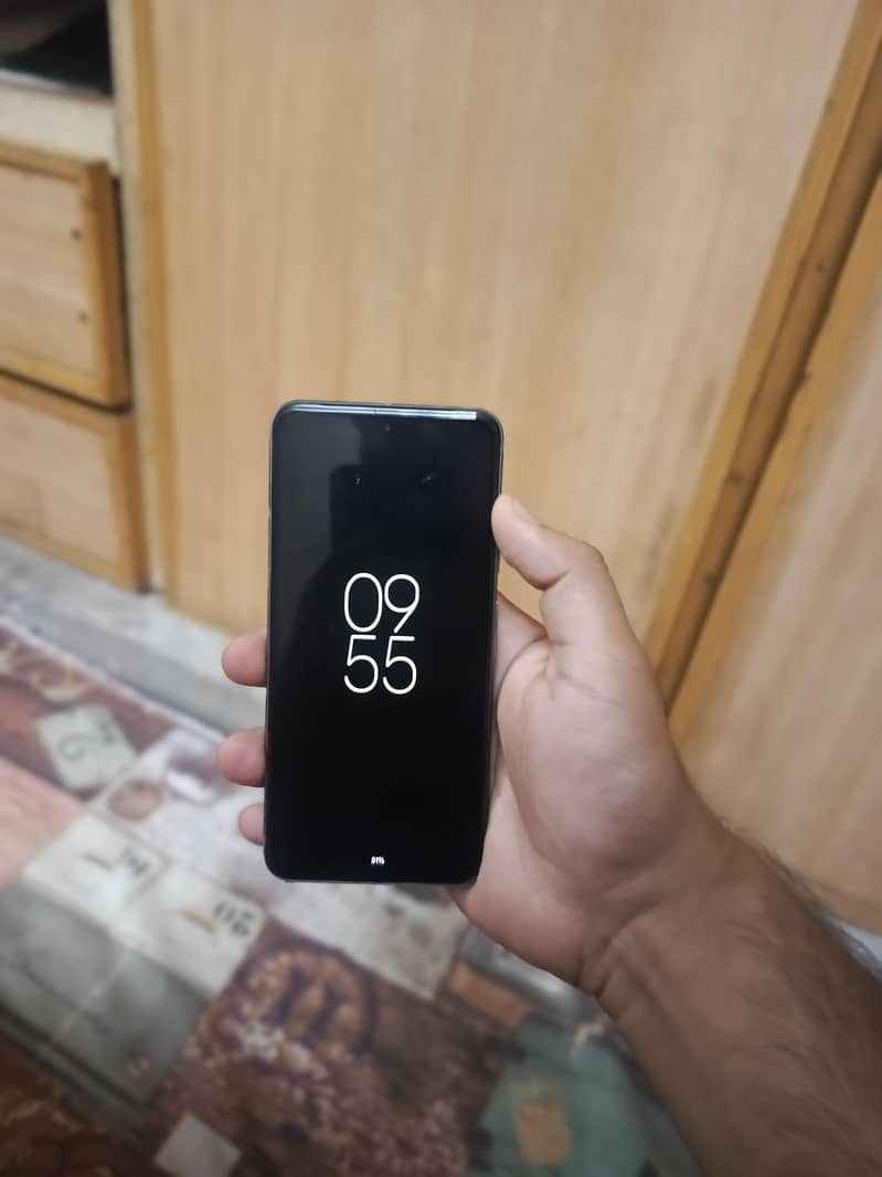 Google Pixel 8 1