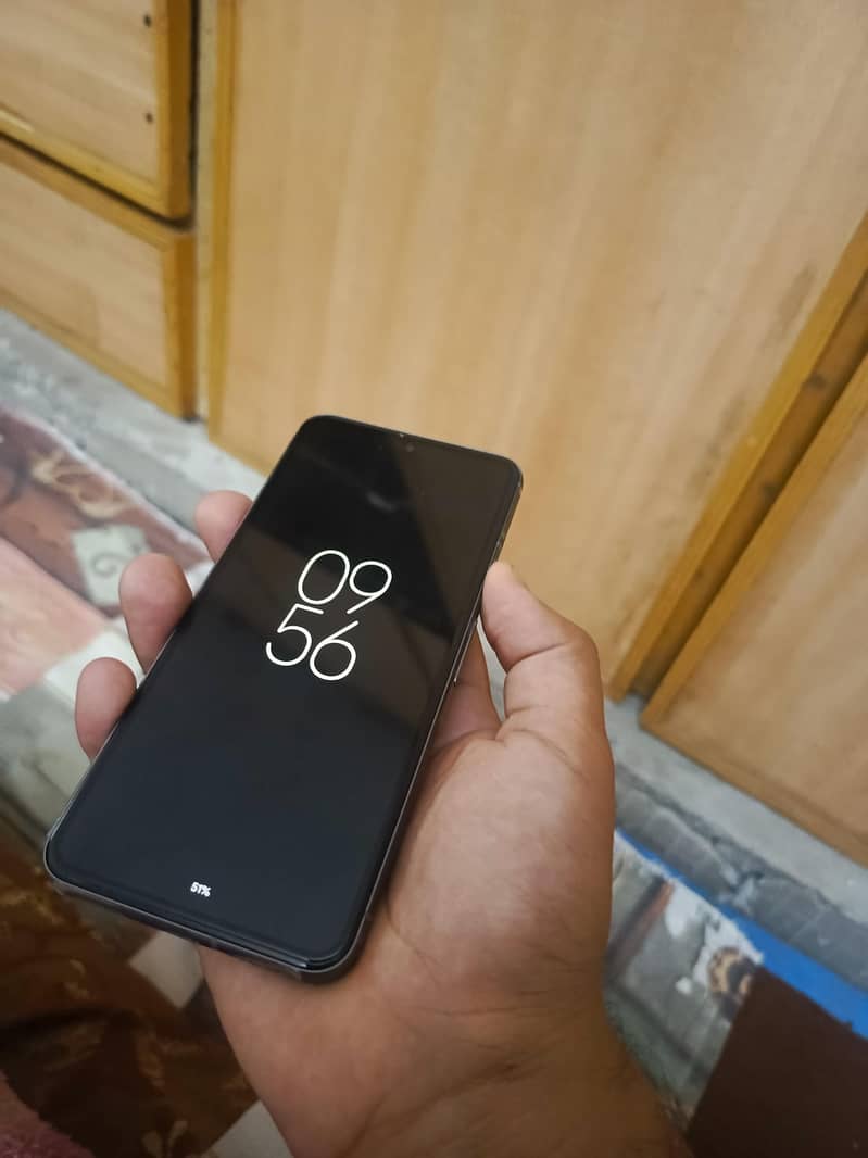 Google Pixel 8 2