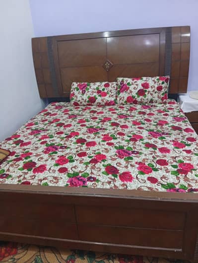 bed and dressing table for sale