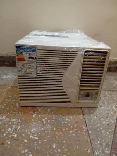 1 Ton Window Ac for Sale Excellent Condition