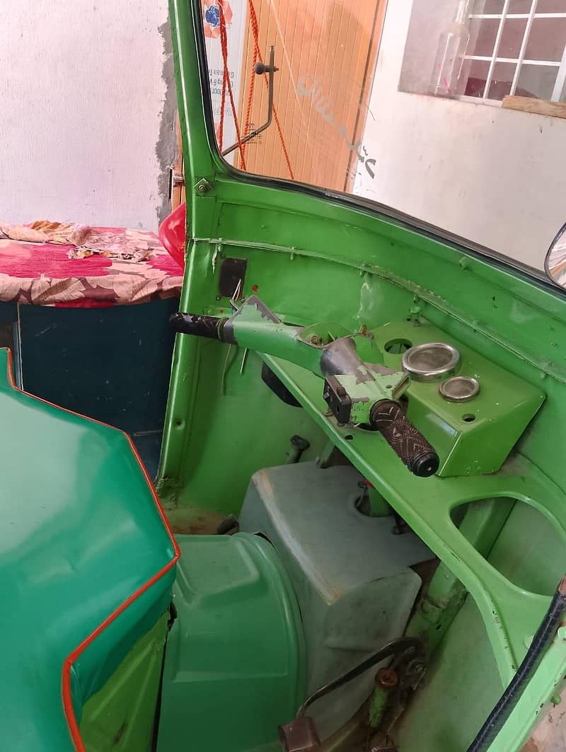 Auto Rickshaw 4