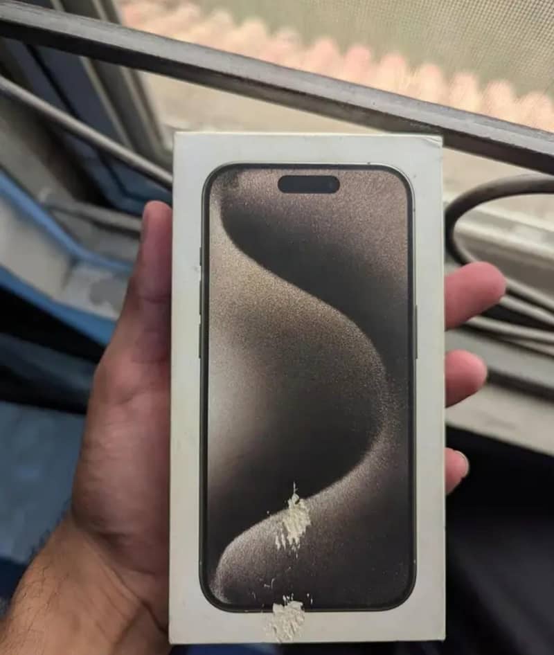 Apple iPhone 15 Pro 1
