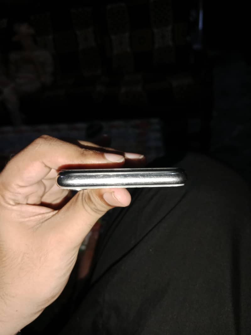 Apple iPhone X 2