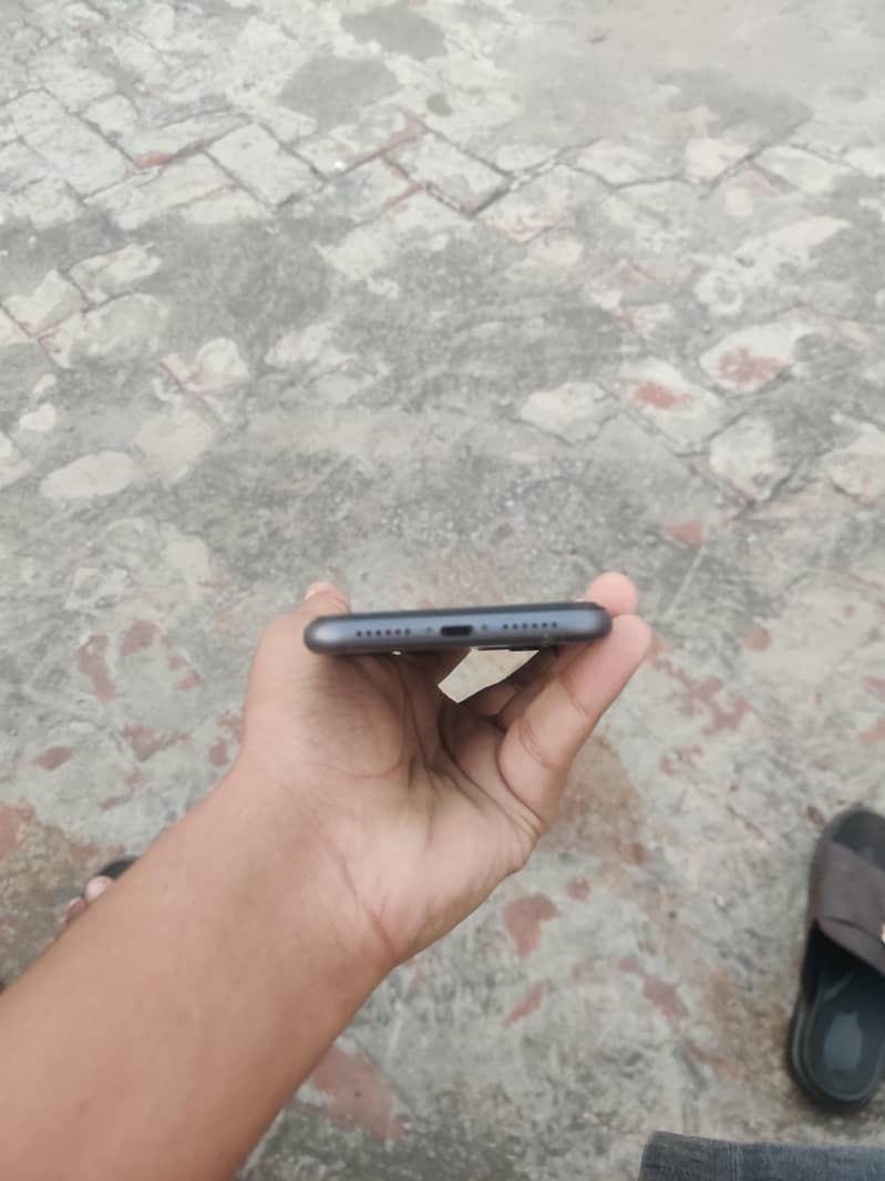 iphone 11 3