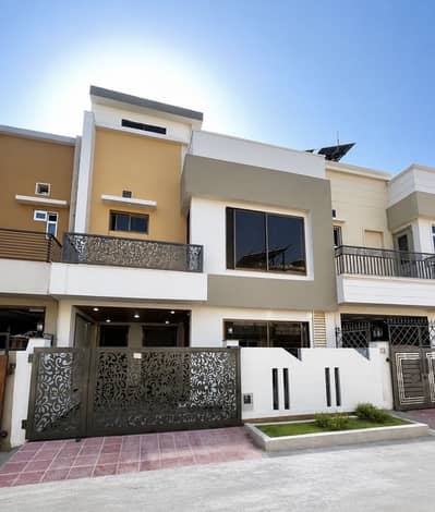 5 Marla Elegant Brand New House for Sale| Prime Location| Bahria Town