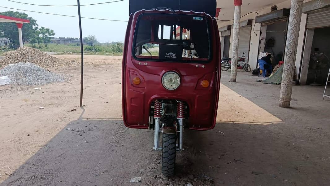 loader rickshaw 7