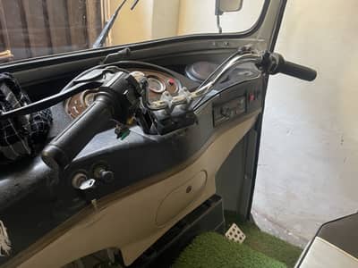 Tez raftar Rickshaw cargo box