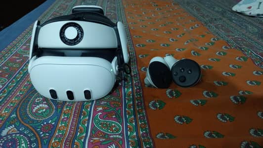 Meta Quest 3 128gb with Bobo VR S3pro Headstrap