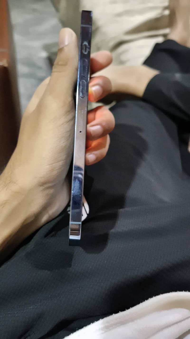 Iphone 13 pro max 1