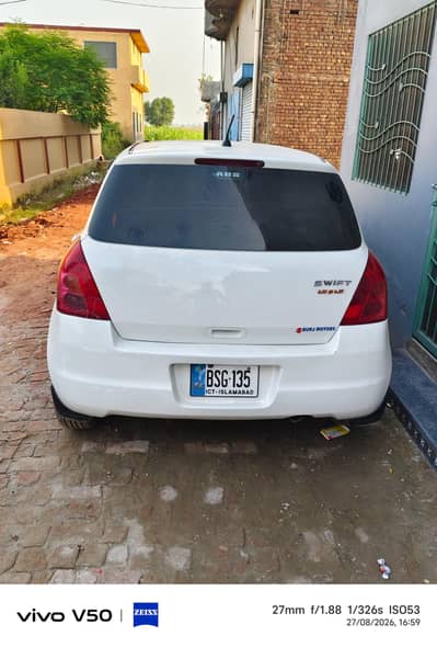 Suzuki Swift 2012