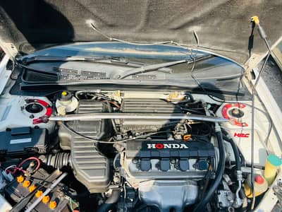 Strutbar for civic