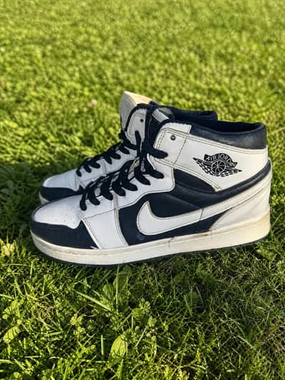 AJ1 High Top Style Casual Sneakers Black & White