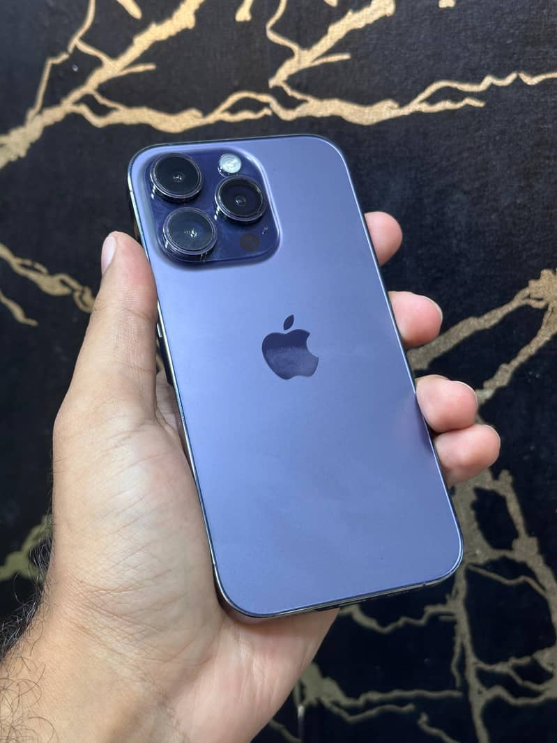 Apple iPhone 14 Pro 0