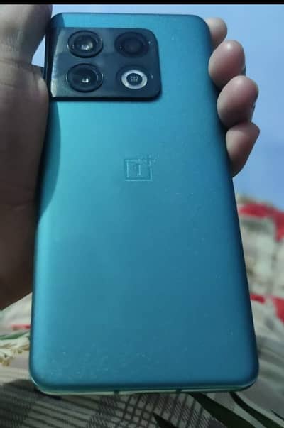 One Plus 10 Pro