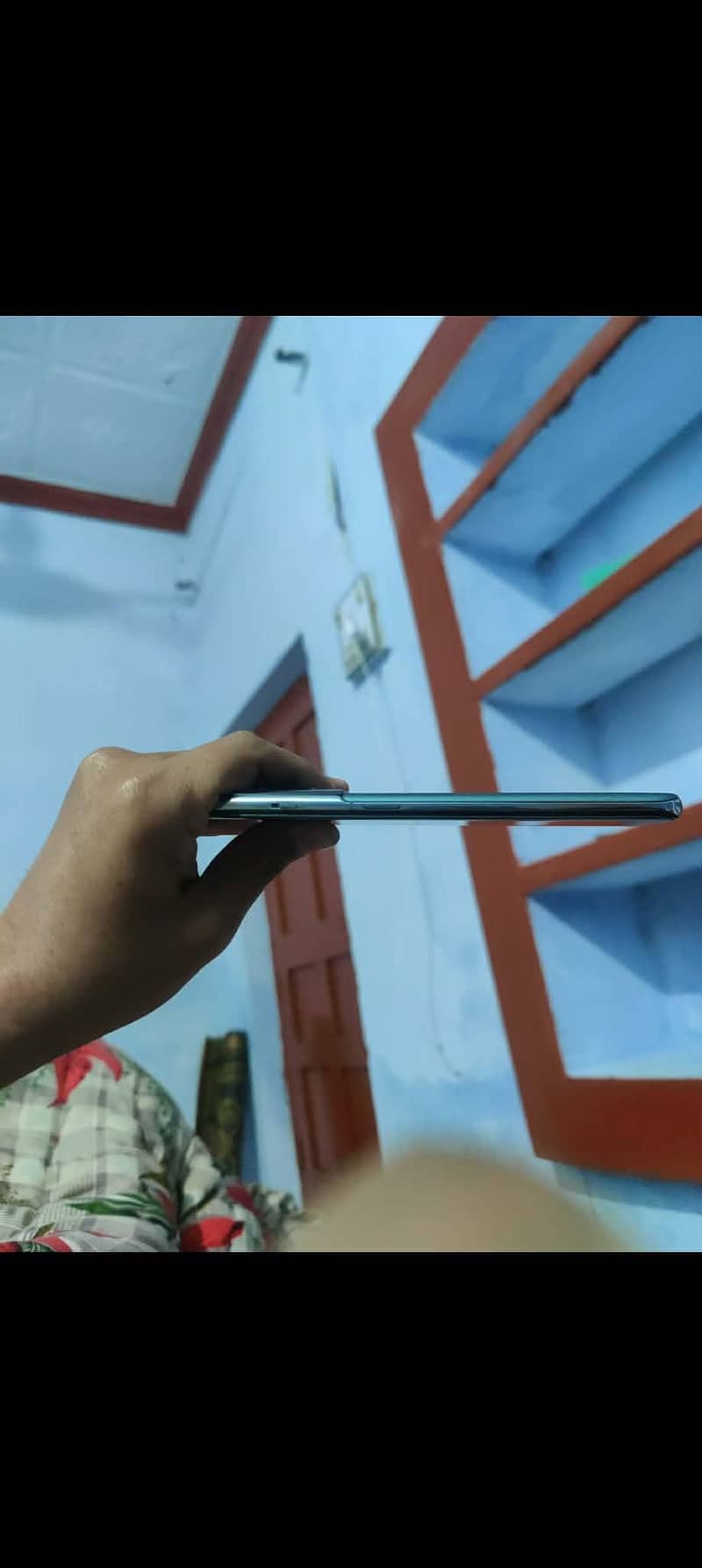 One Plus 10 Pro 4