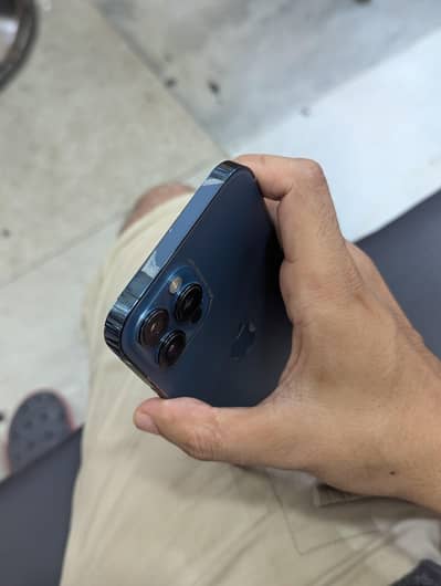 Apple iPhone 12 Pro