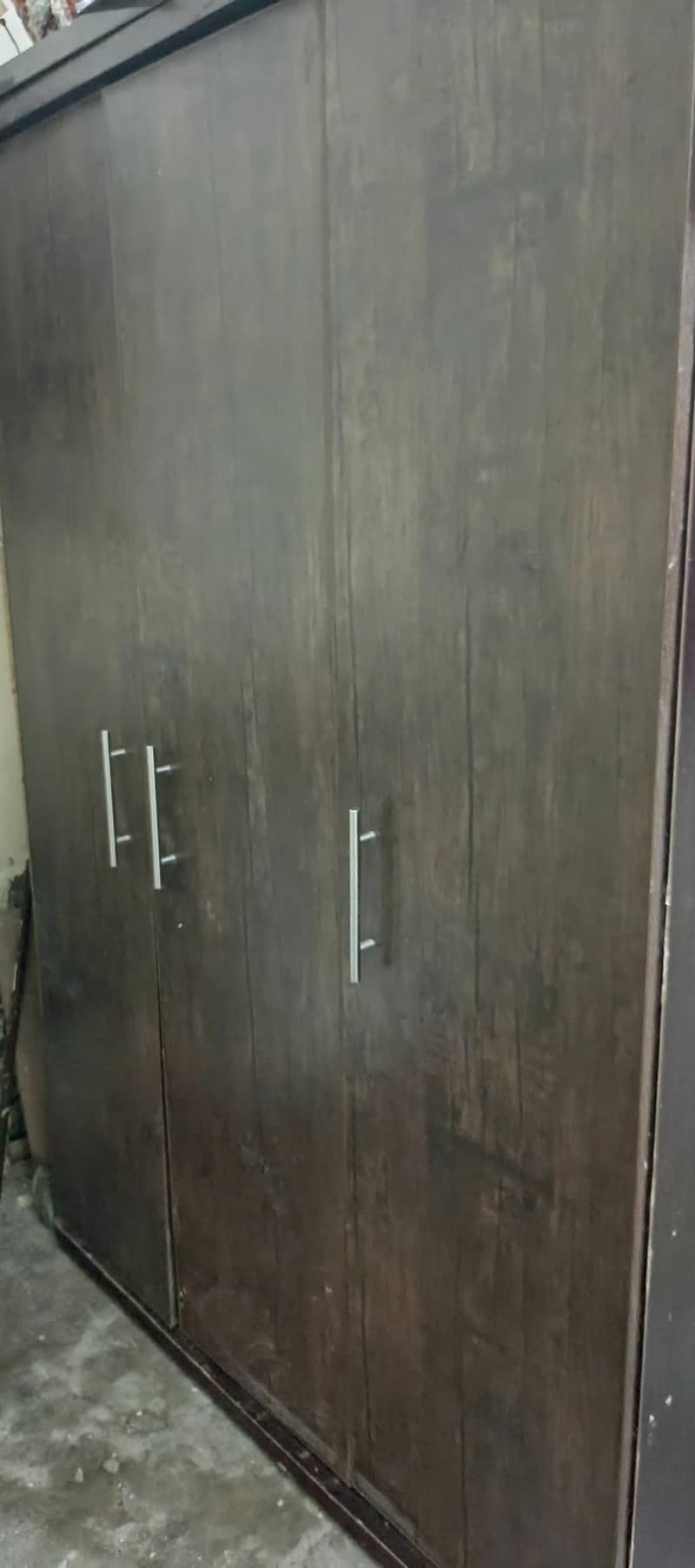 Safe almari. 1