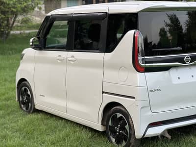Nissan Roox 2022