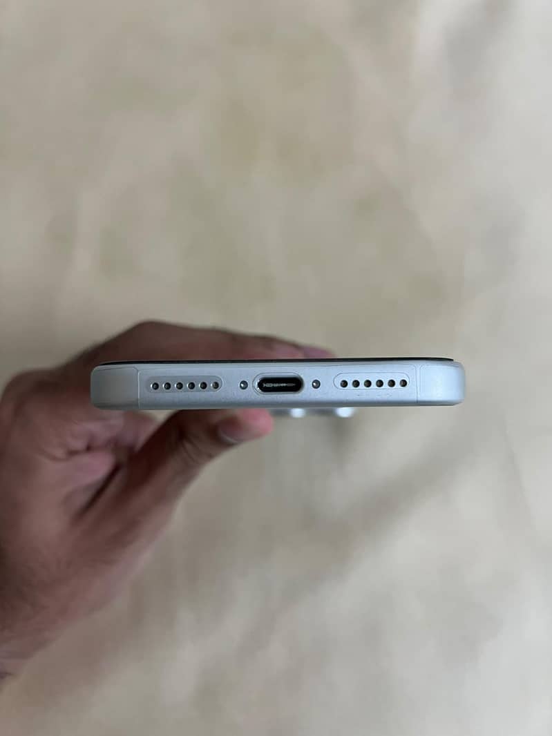 IPhone 17 Pro Max 6
