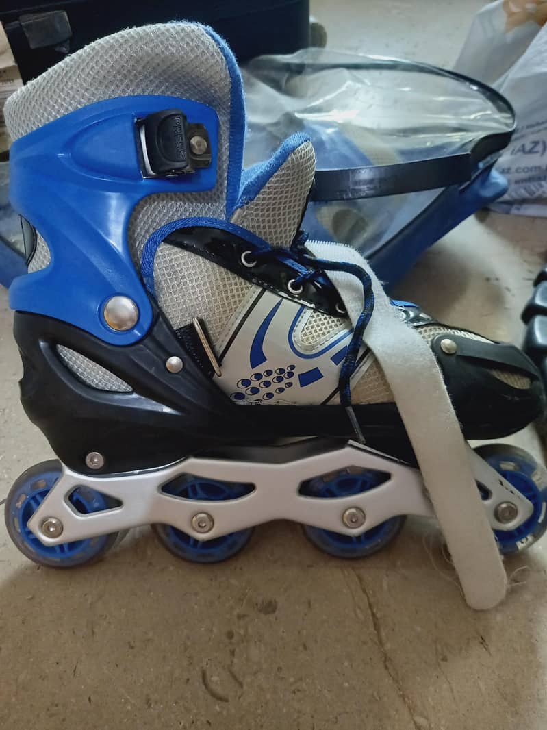 Roller blades 0
