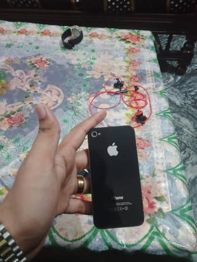 Apple iPhone 4