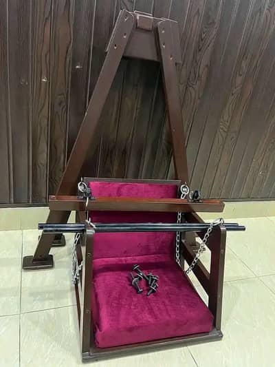 Kids swing brand new 2 to 5year child
