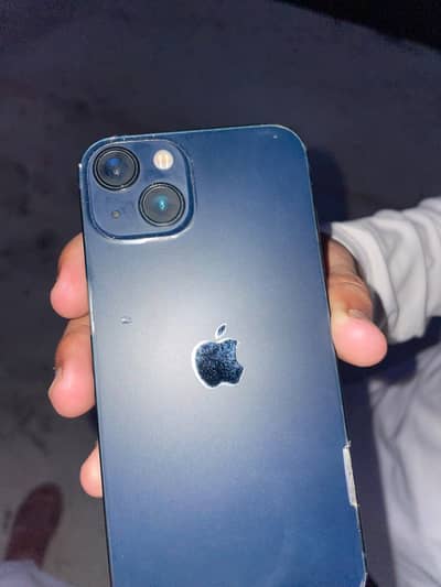 Apple iPhone 13