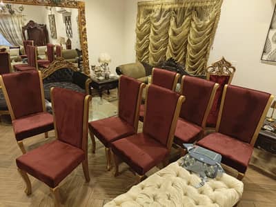 Royal chairs 8