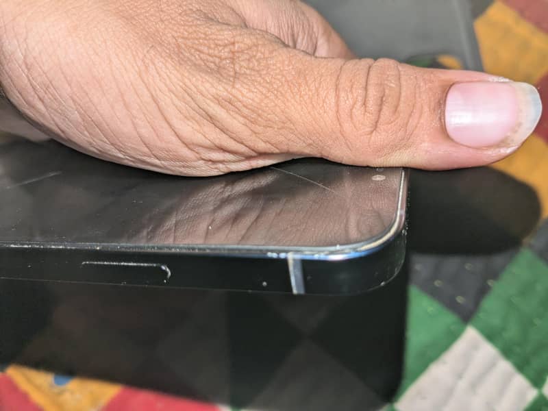 Apple iPhone 12 1
